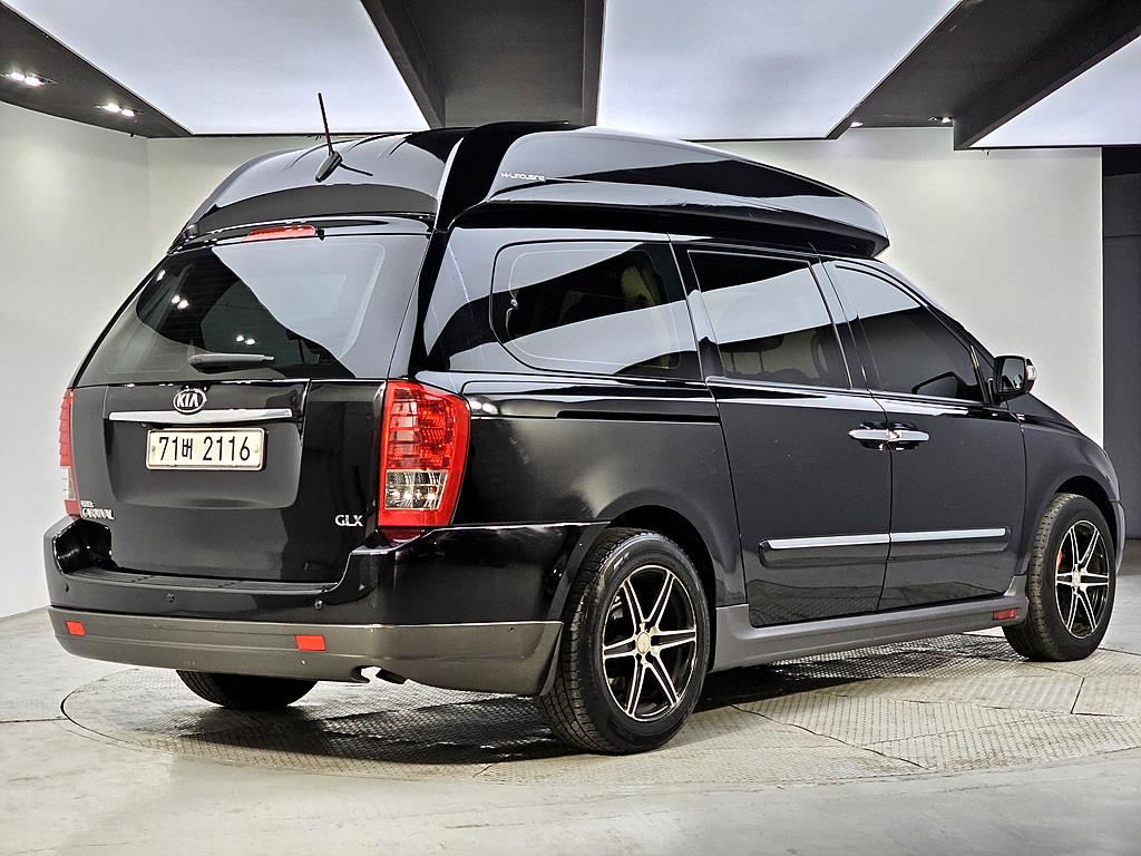 KIA Carnival - Vista 4