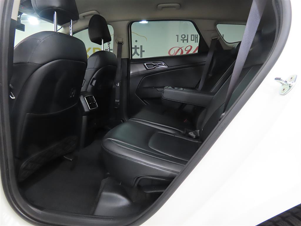 KIA Sportage - Vista 6