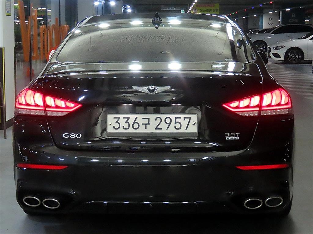 Genesis G80 - Vista 6