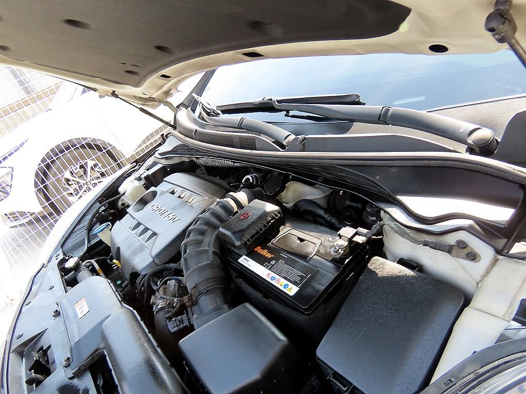 HYUNDAI i40 2012 Plateado - Importación desde Corea - HF Imports Iquique - Foto 19