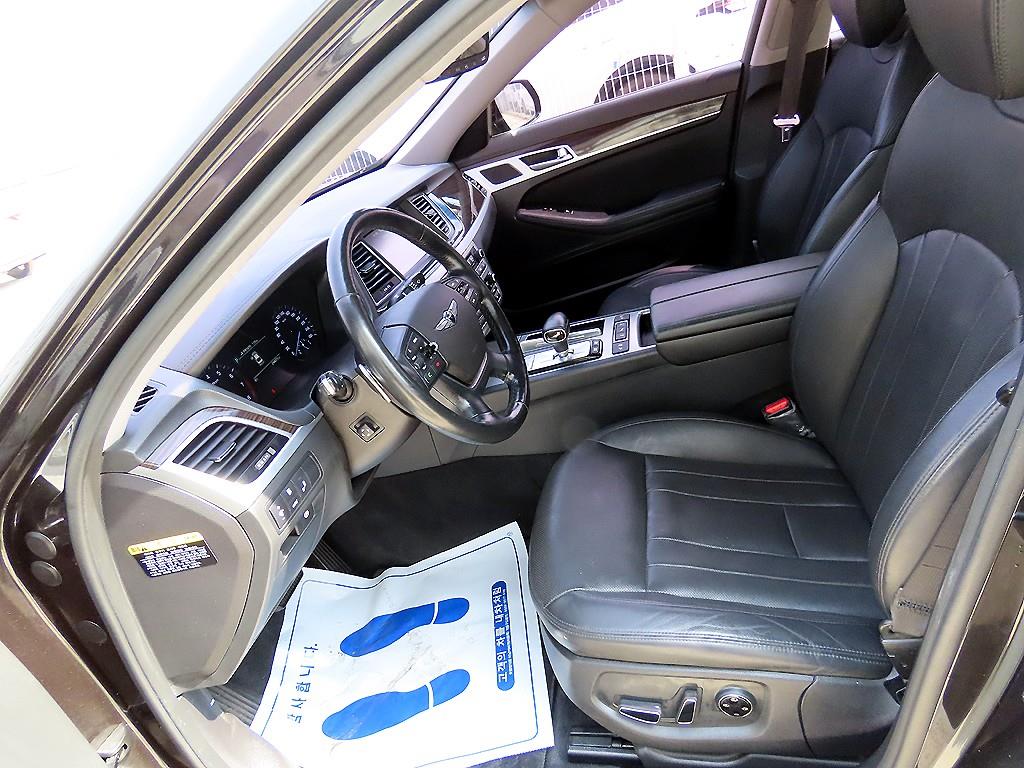 Genesis G80 - Vista 5