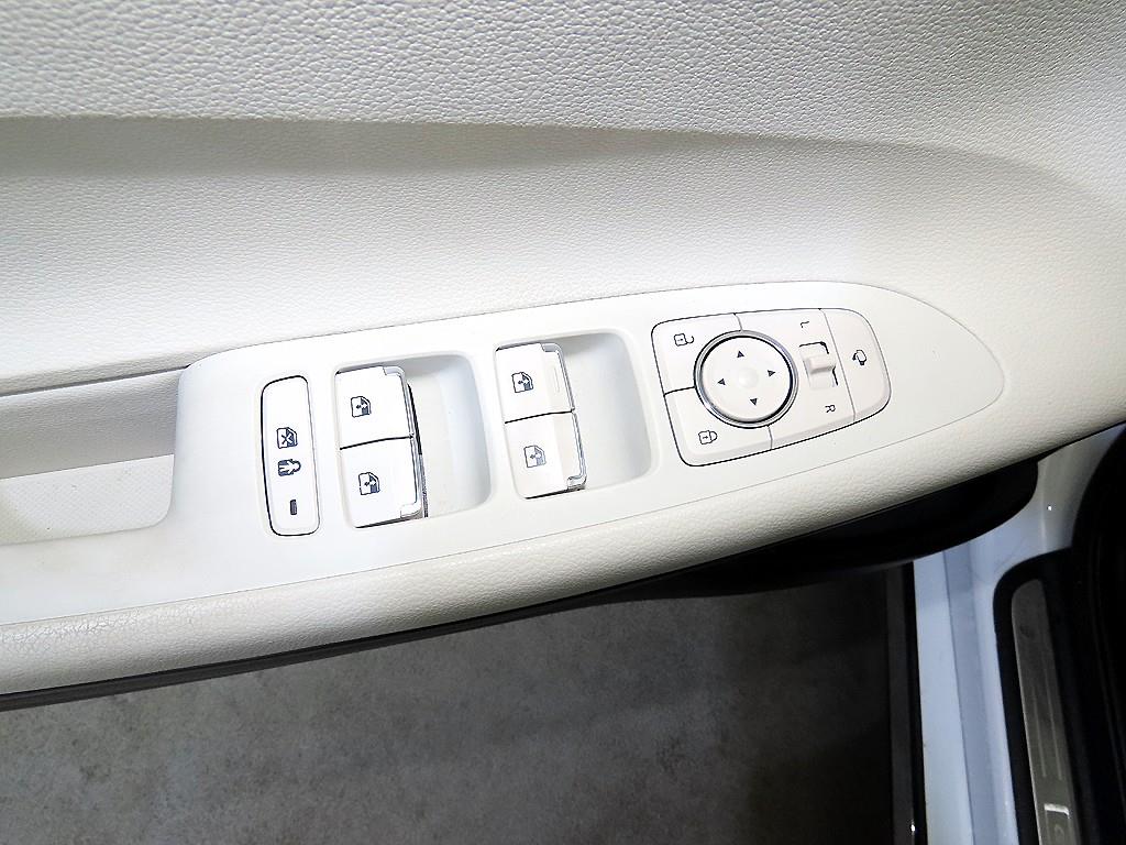 HYUNDAI Grandeur 2023 Blanco - Importación desde Corea - HF Imports Iquique - Foto 13