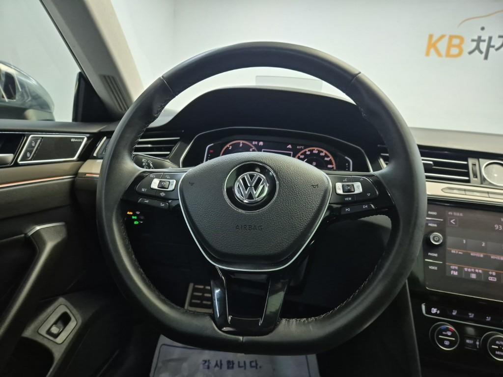 Volkswagen Arteon - Vista 10