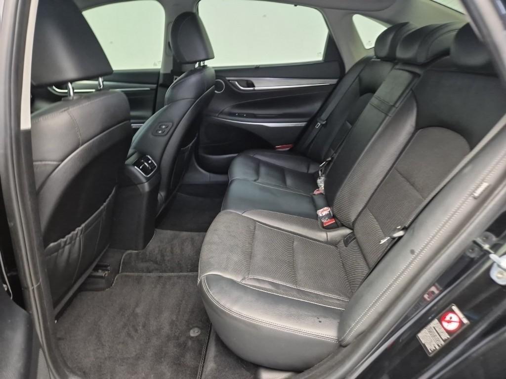 HYUNDAI Grandeur - Vista 12