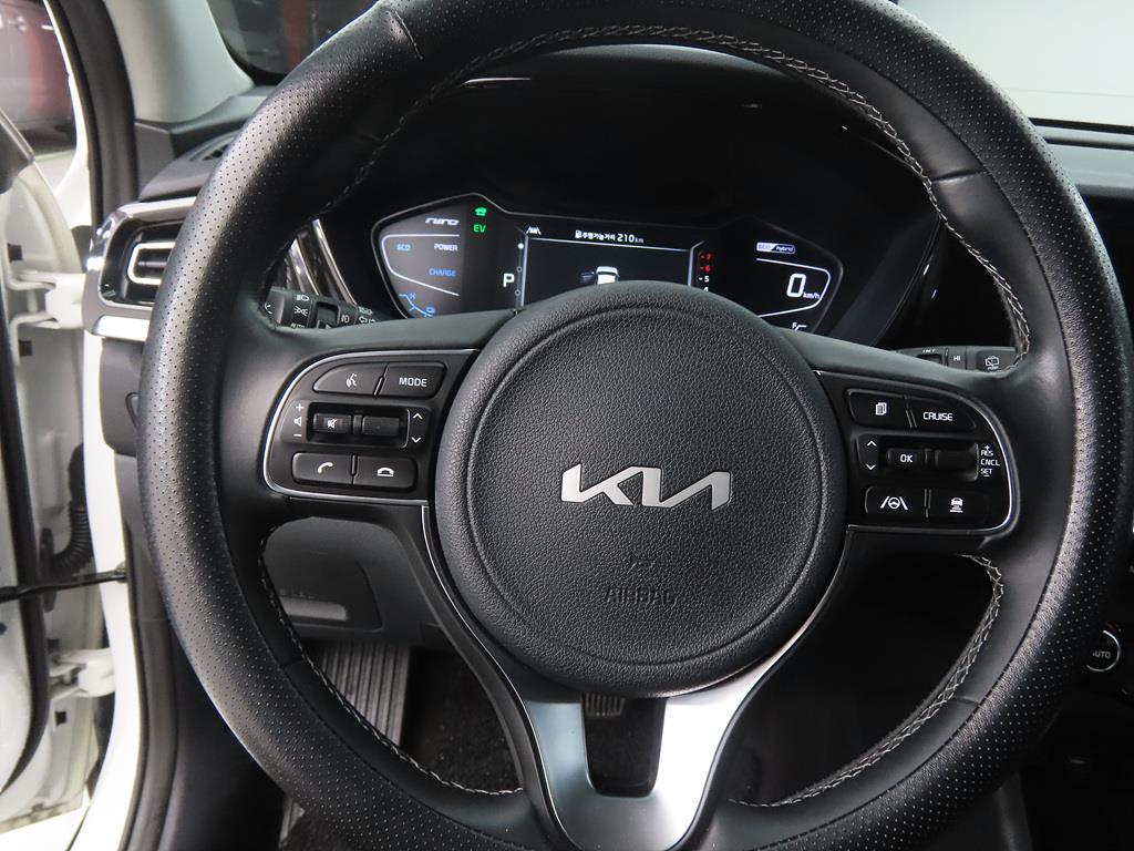 KIA Niro - Vista 8