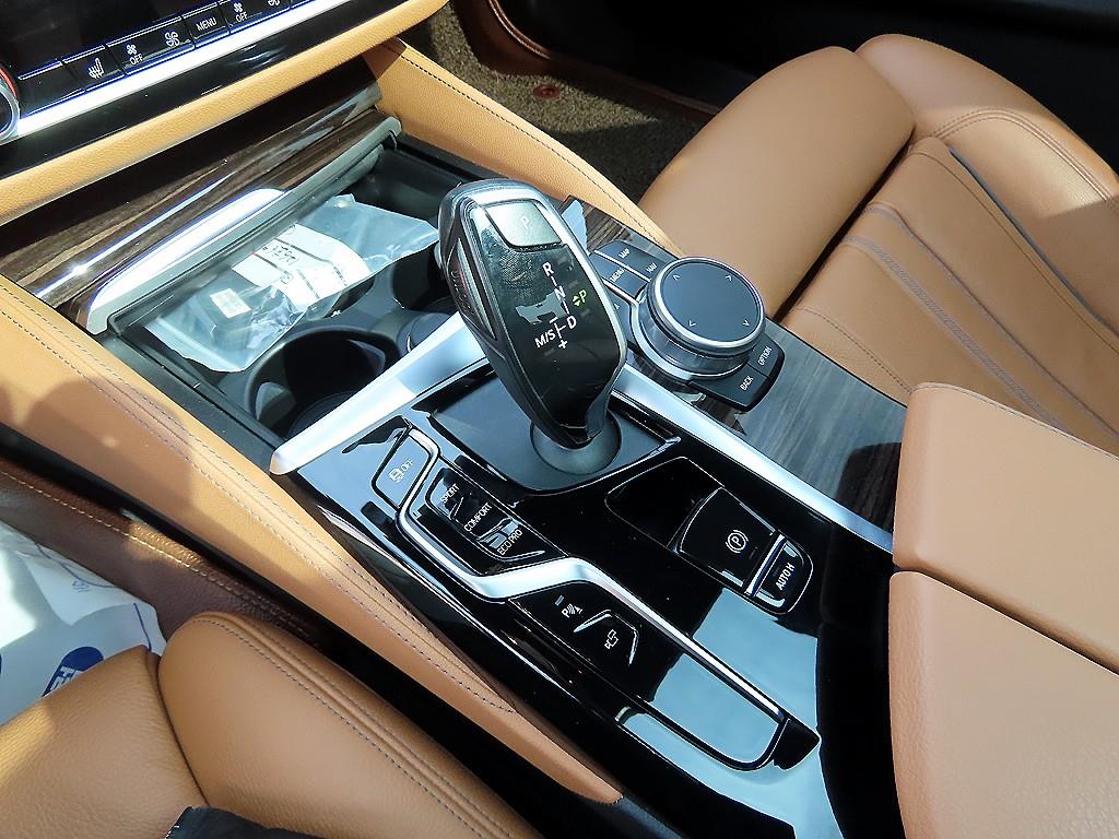 BMW 5 Series - Vista 11