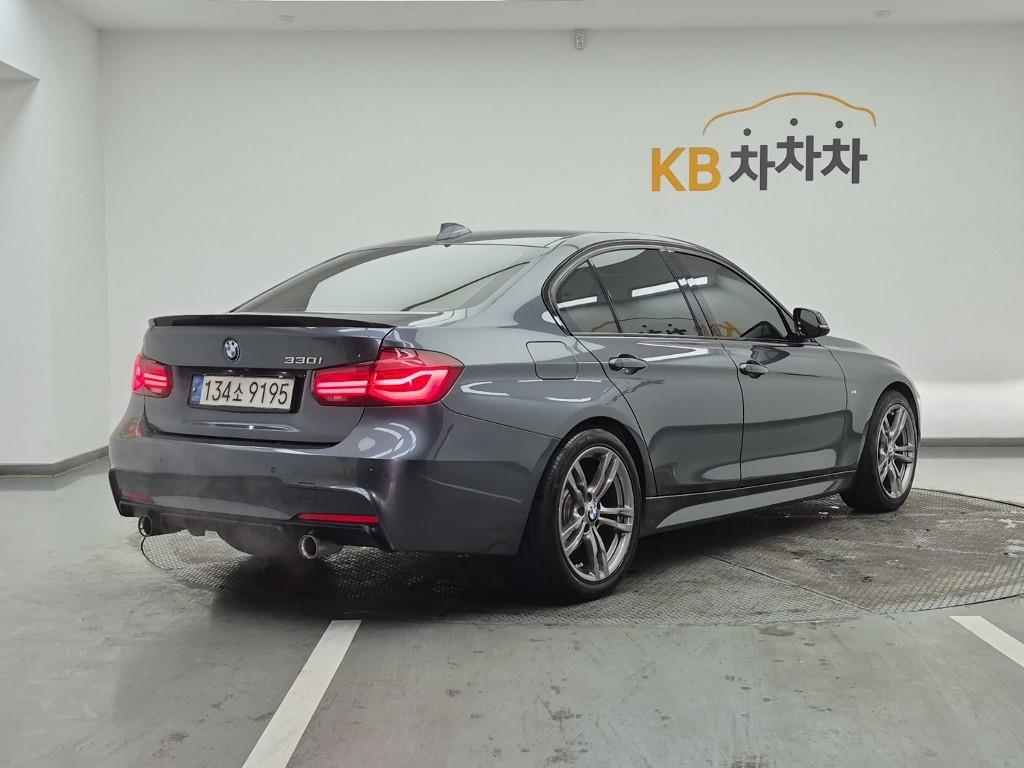 BMW 3 series - Vista 4