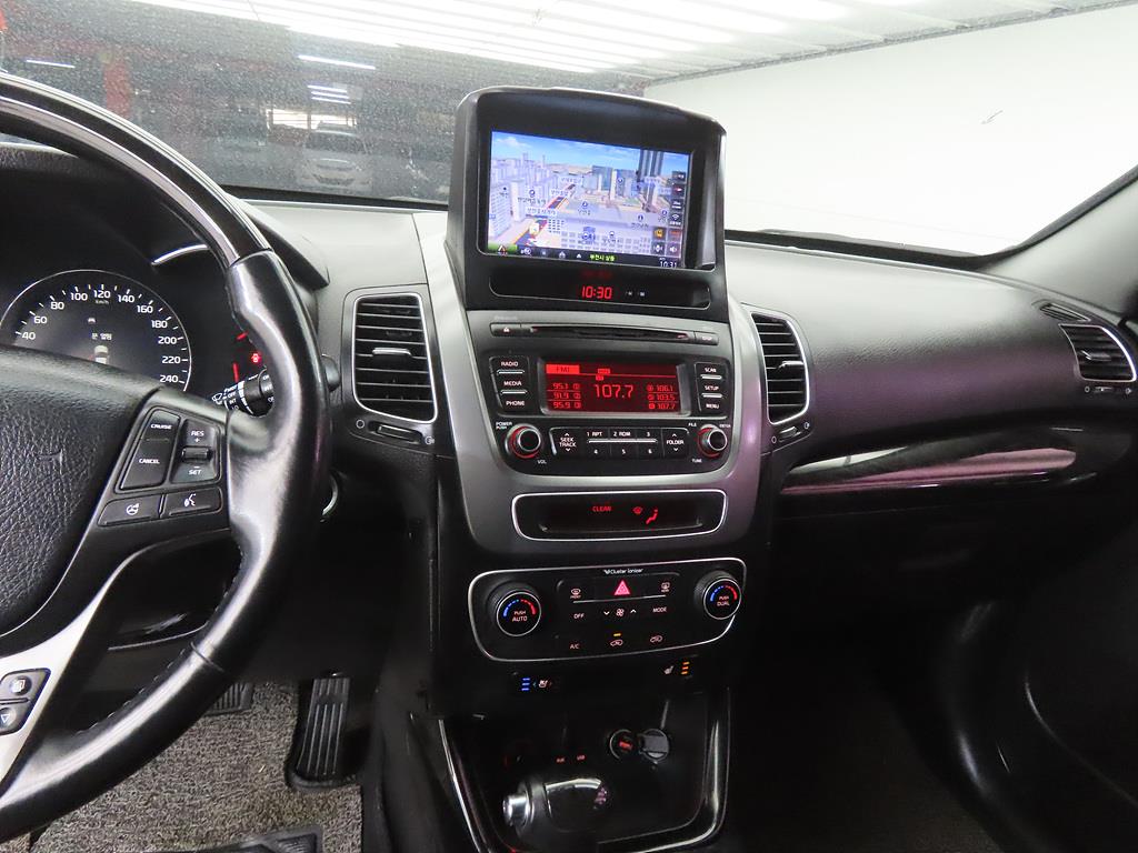 KIA Sorento - Vista 10