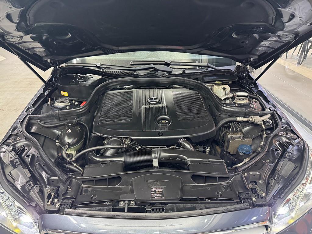 Mercedes Benz E class 2014 Gris - Importación desde Corea - HF Imports Iquique - Foto 19