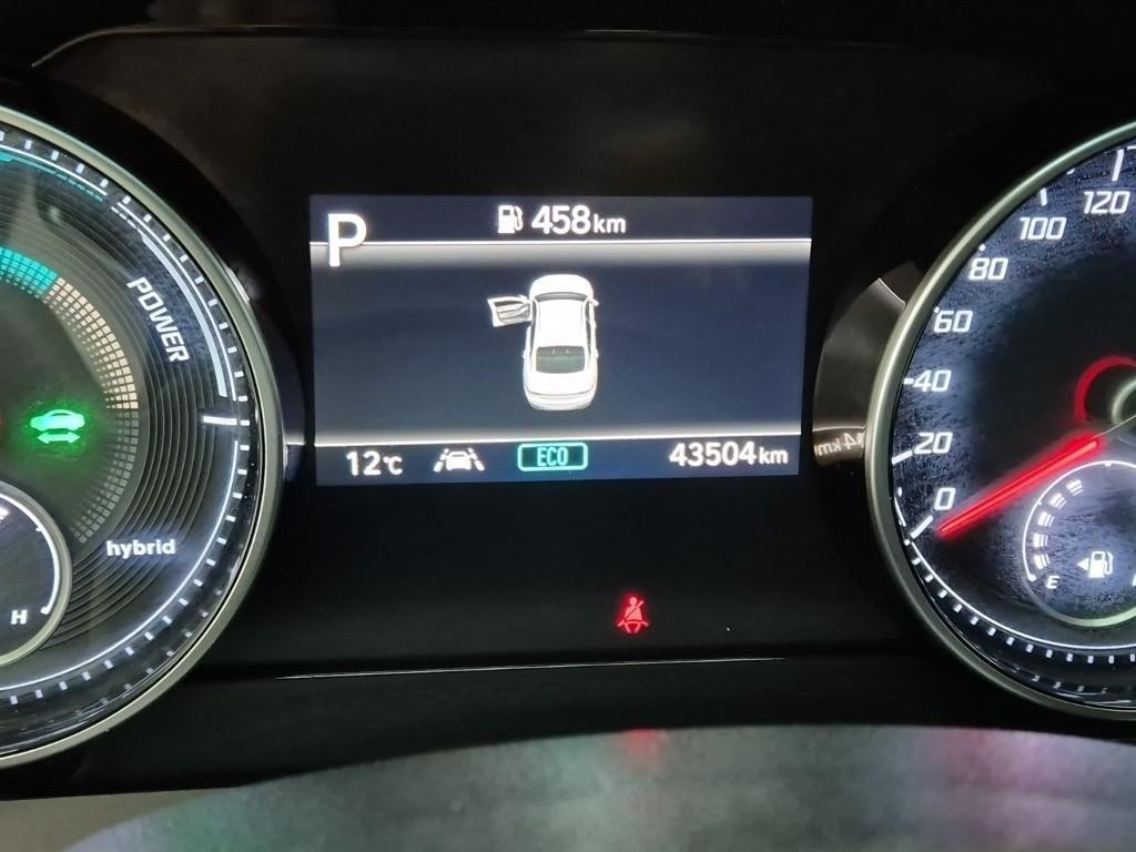 HYUNDAI Grandeur - Vista 6