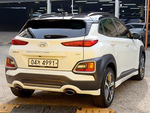 HYUNDAI Kona - Vista 8