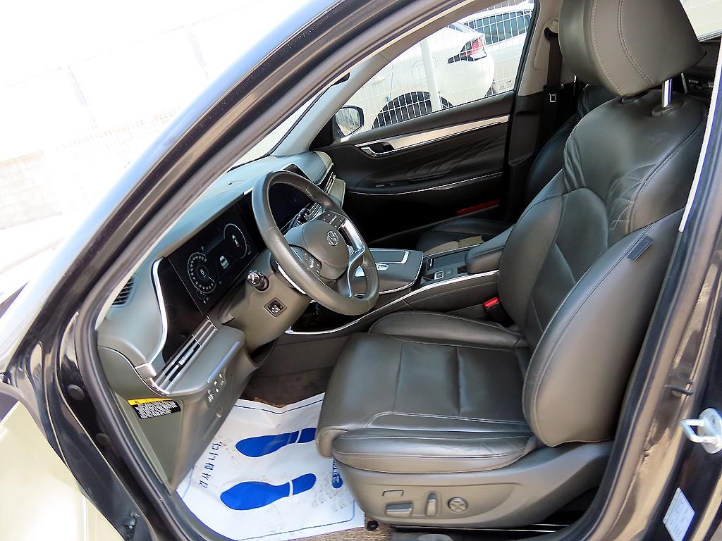 HYUNDAI Grandeur - Vista 5