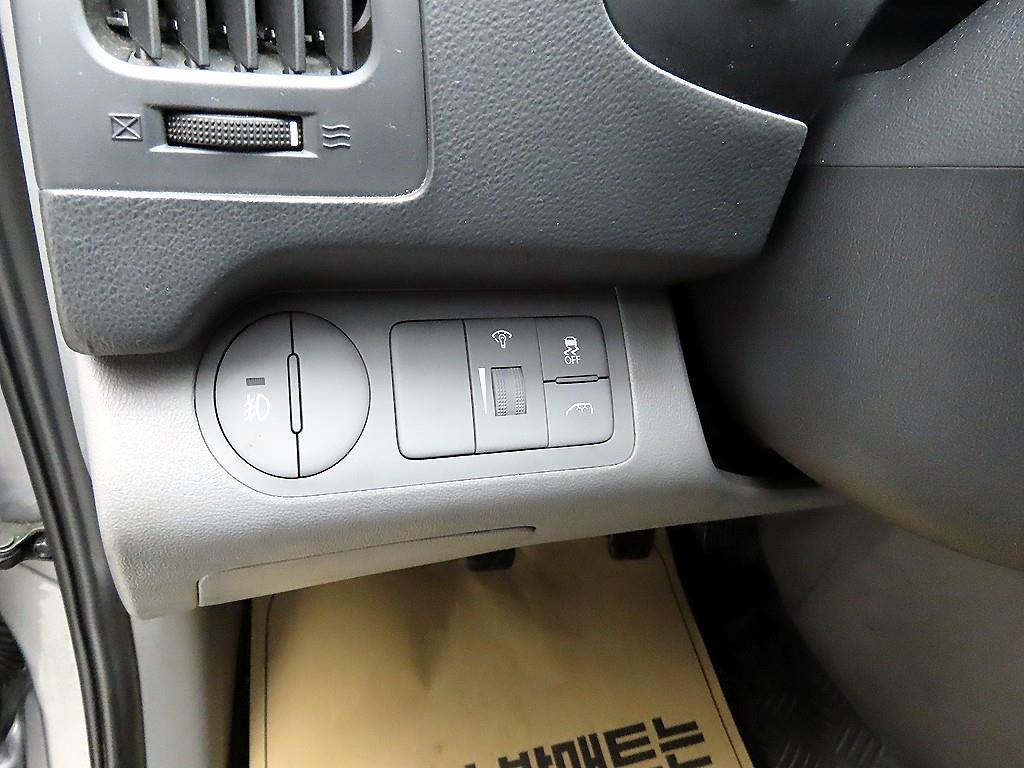 HYUNDAI Starex - Vista 12