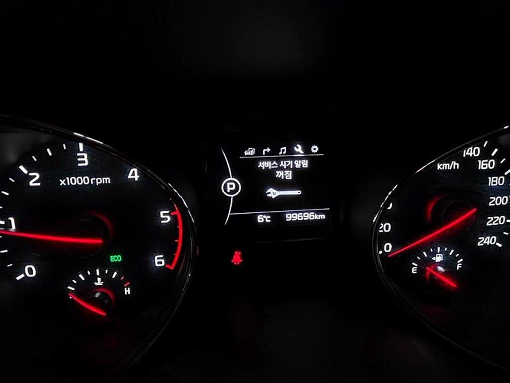 KIA Carnival 2016 Gris - Importación desde Corea - HF Imports Iquique - Foto 14