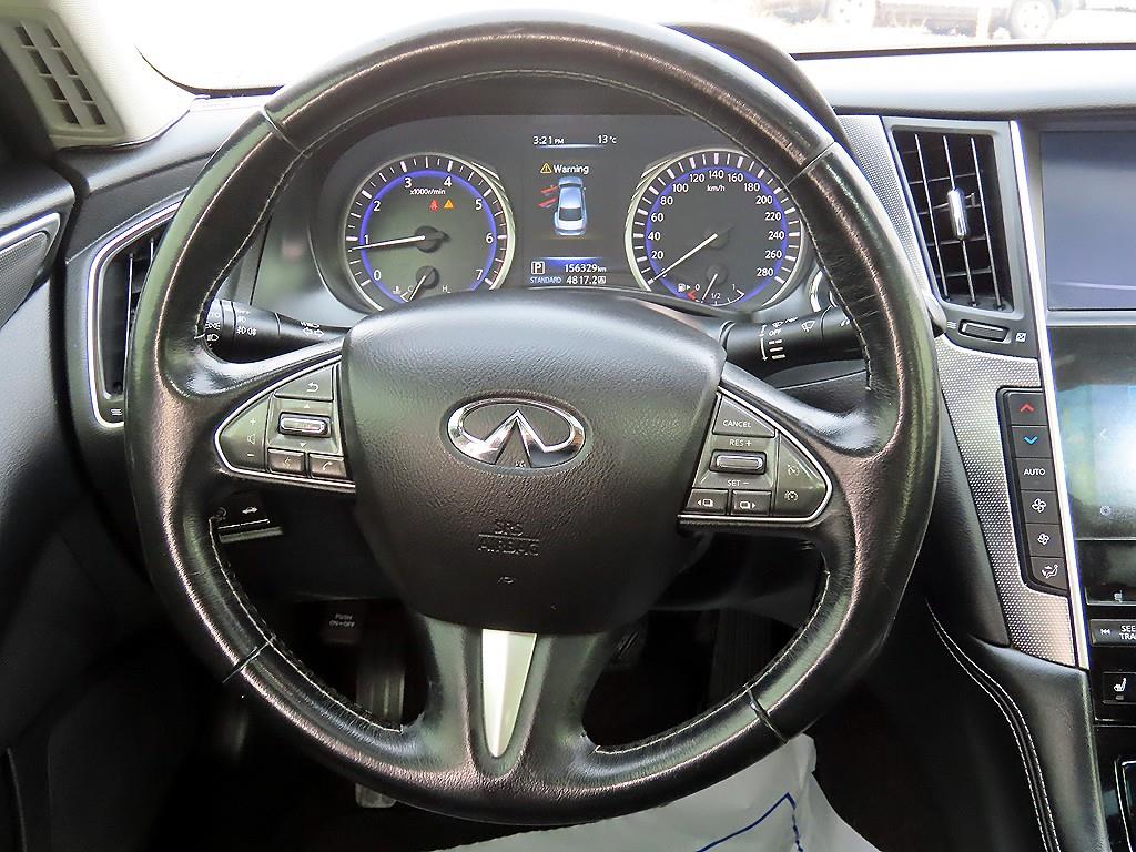 Infiniti Q - Vista 7