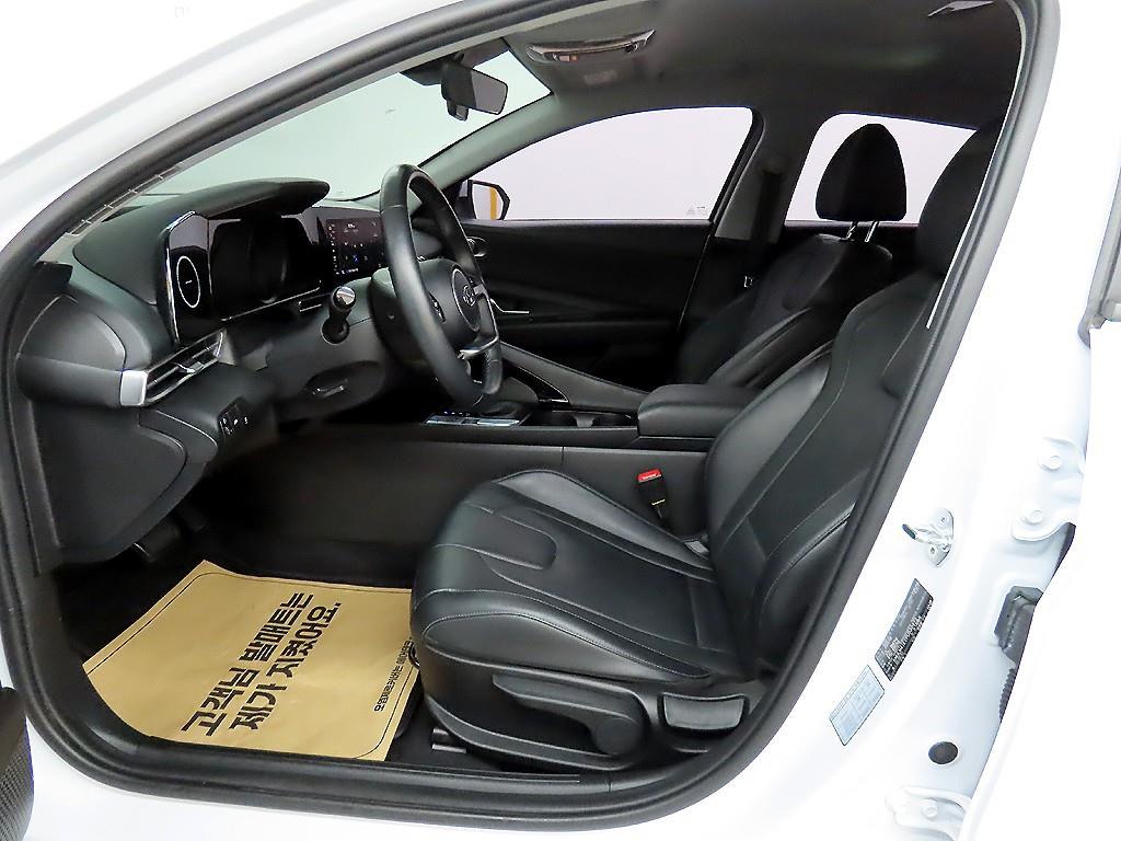 HYUNDAI Avante - Vista 6