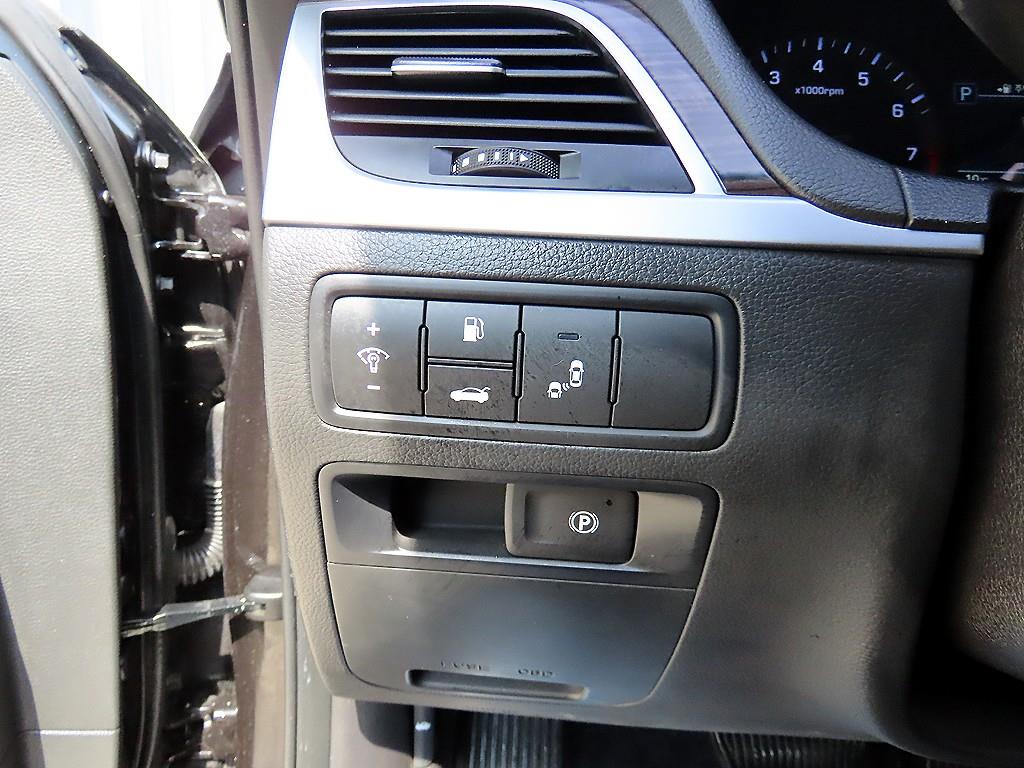 Genesis G80 - Vista 12