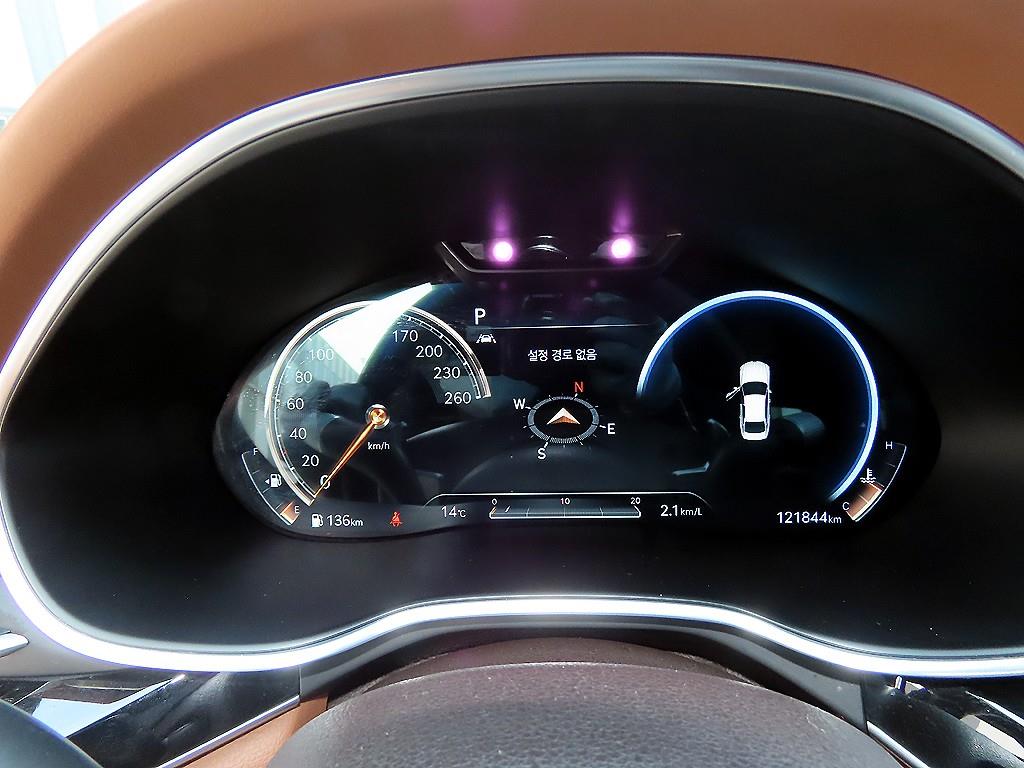 Genesis G80 - Vista 9