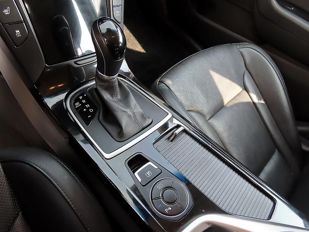 HYUNDAI i40 - Vista 10