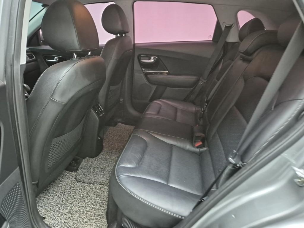 KIA Niro 2018 Gris - Importación desde Corea - HF Imports Iquique - Foto 18