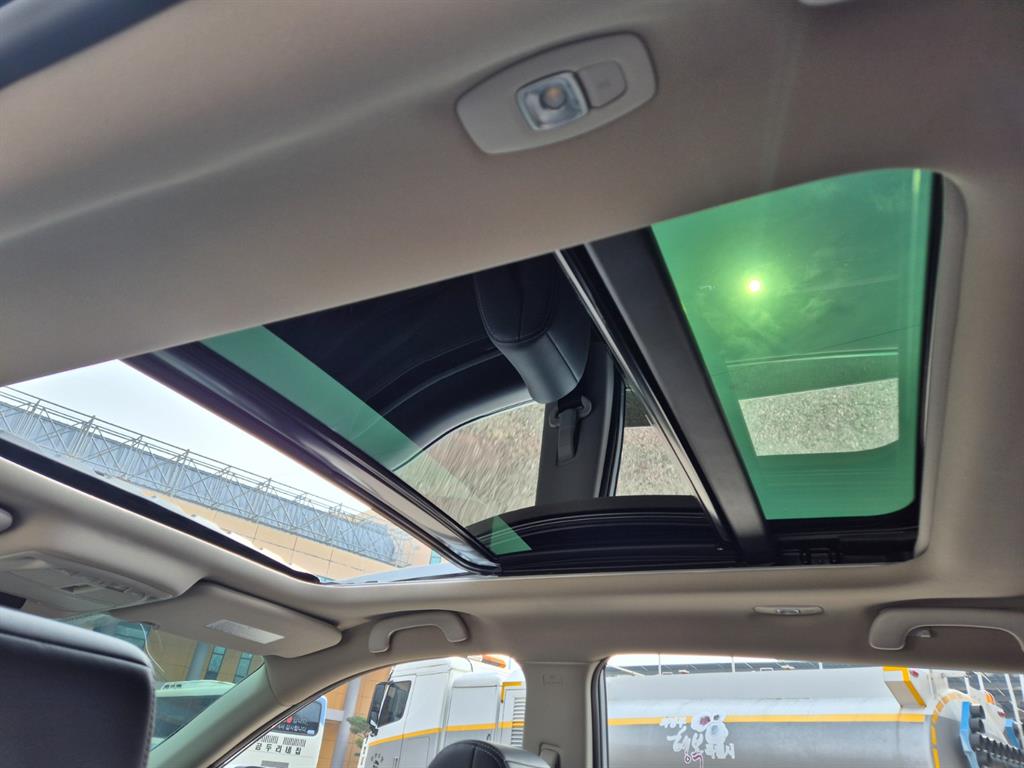 SAMSUNG QM6 2019 Blanco - Importación desde Corea - HF Imports Iquique - Foto 13