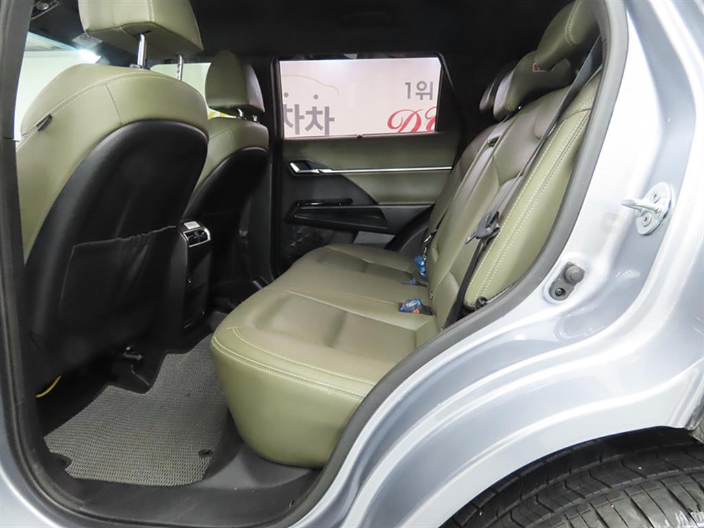 Ssangyong Torres - Vista 6