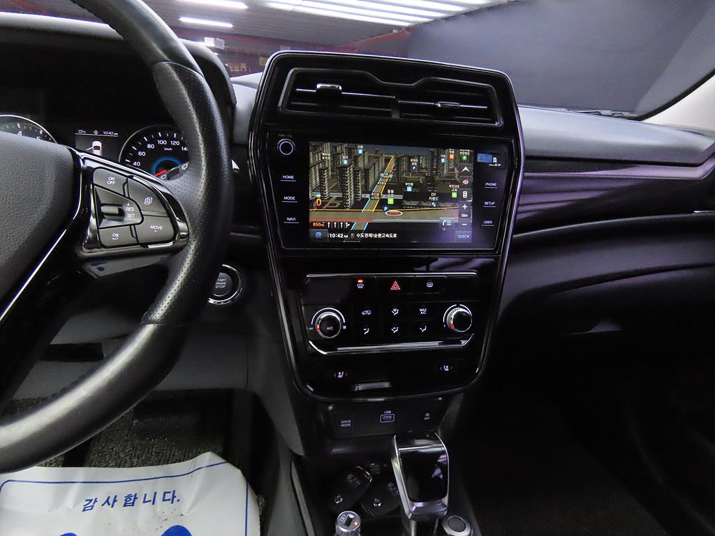 Ssangyong Tivoli - Vista 10