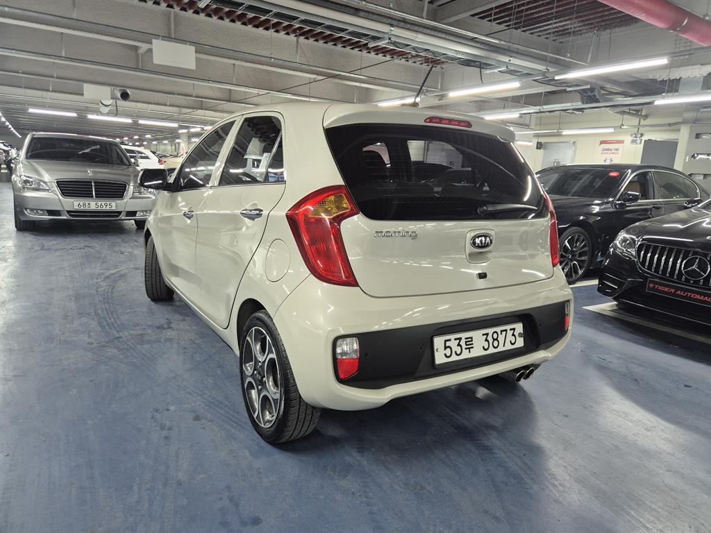 KIA Morning - Vista 4