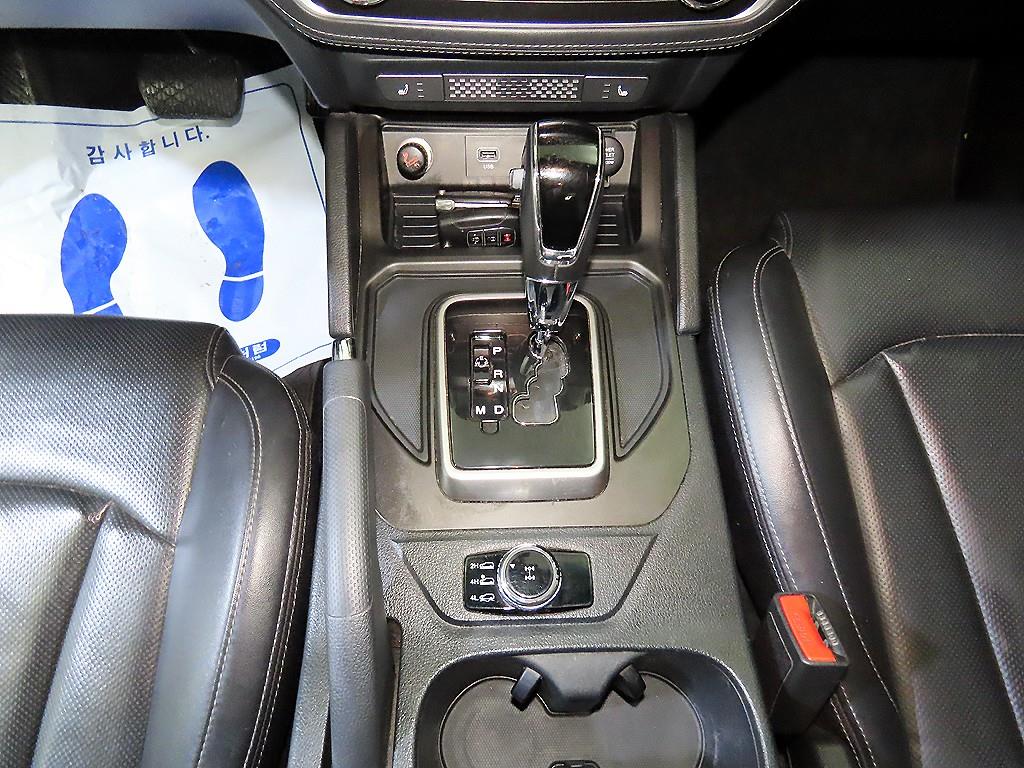 Ssangyong Rexton - Vista 12