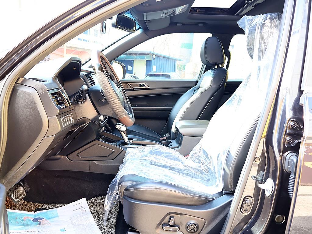 Ssangyong Rexton 2020 Negro - Importación desde Corea - HF Imports Iquique - Foto 12