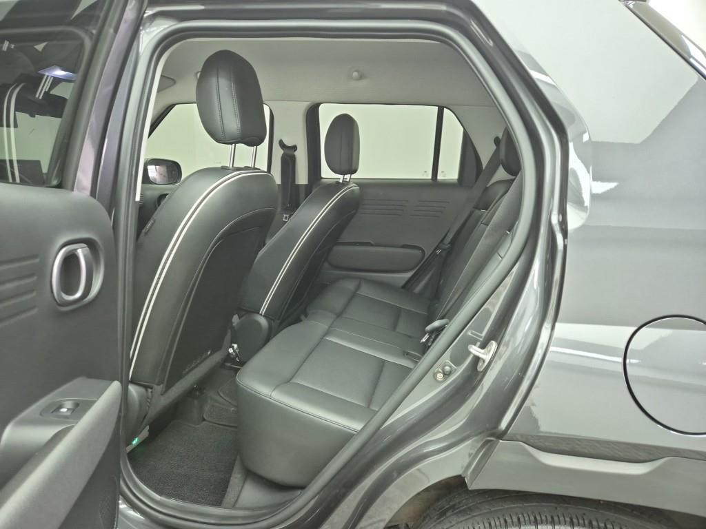 HYUNDAI Casper - Vista 12