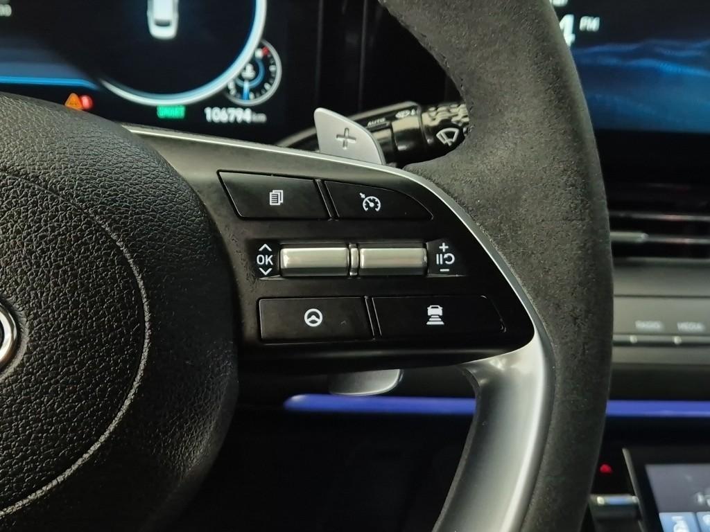 HYUNDAI Grandeur - Vista 9