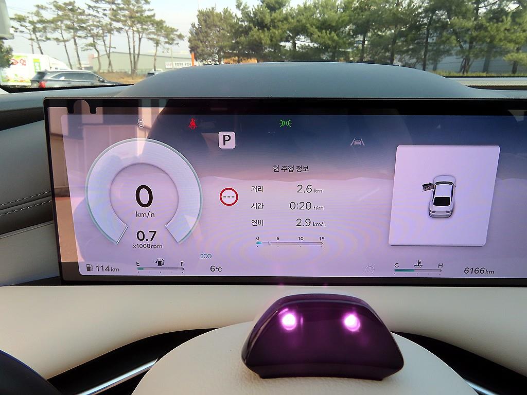 Genesis G80 - Vista 9