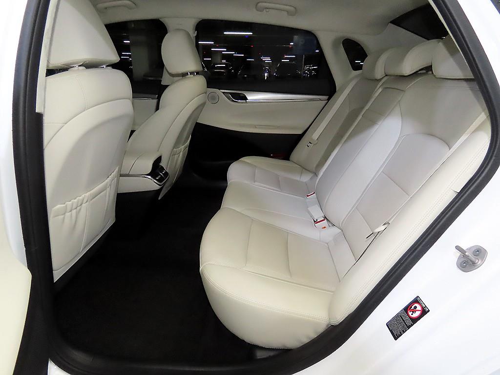 HYUNDAI Grandeur - Vista 7