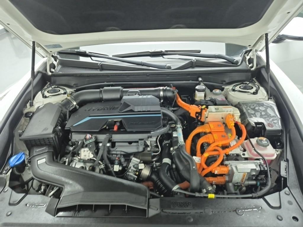 HYUNDAI Grandeur - Vista 5