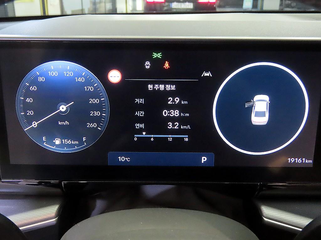 HYUNDAI Grandeur - Vista 9