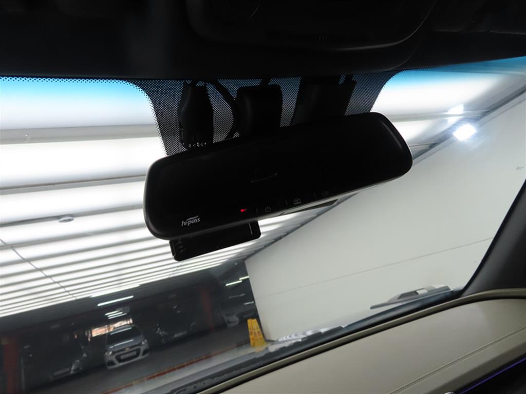 Ssangyong Torres - Vista 11