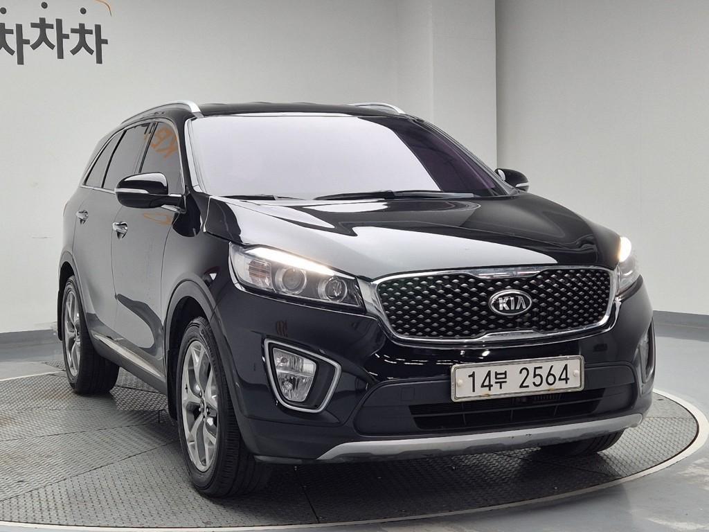 KIA Sorento - Vista 4
