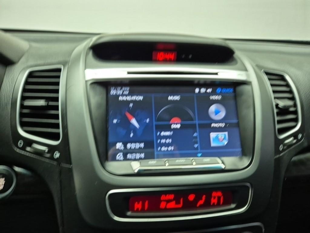 KIA Sorento - Vista 10