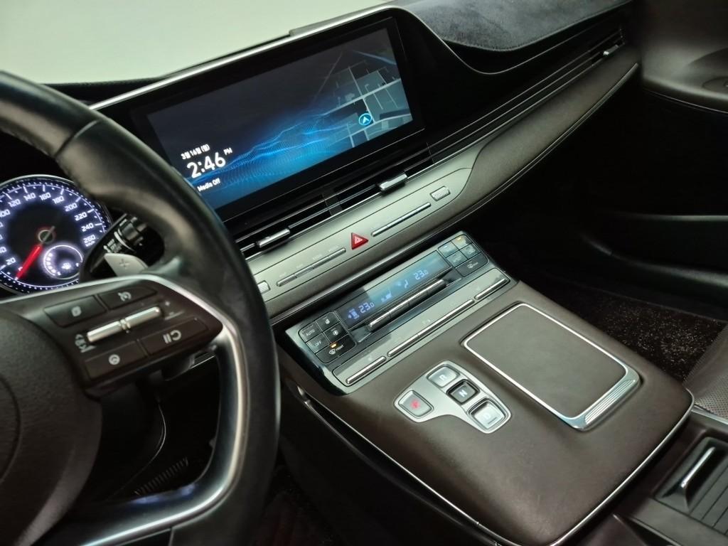 HYUNDAI Grandeur - Vista 10