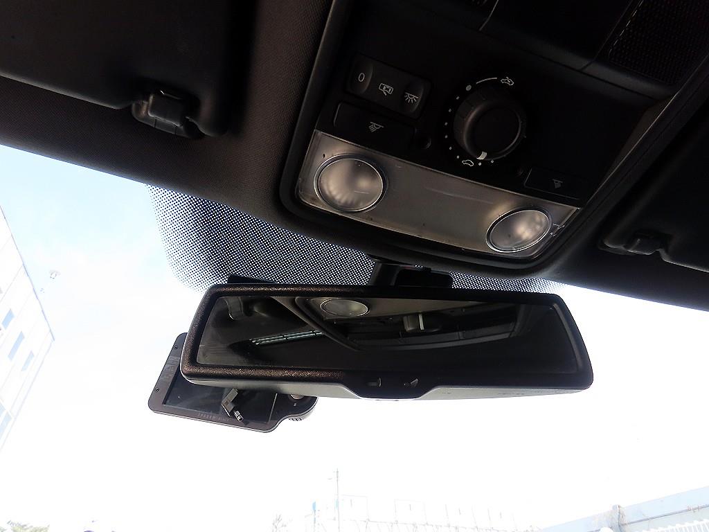 Volkswagen Golf 2011 Blanco - Importación desde Corea - HF Imports Iquique - Foto 14