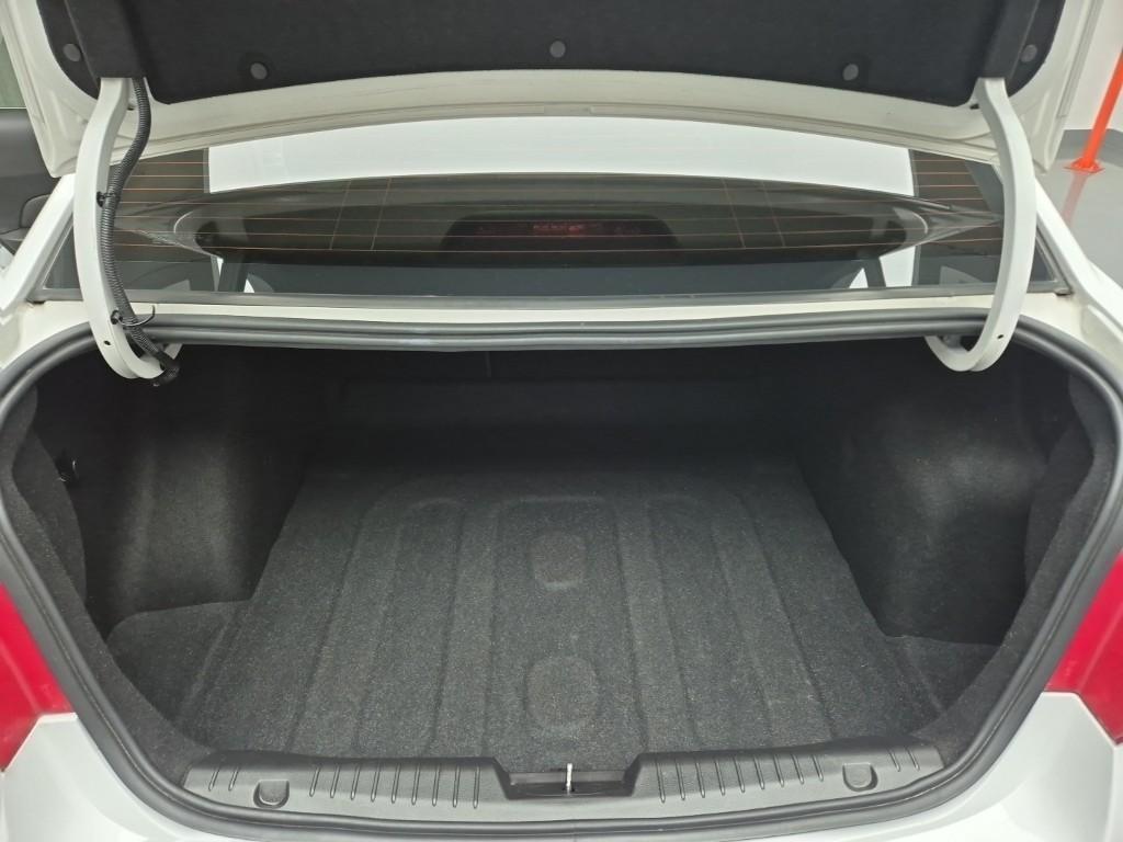 Chevrolet Cruise 2015 Blanco - Importación desde Corea - HF Imports Iquique - Foto 18