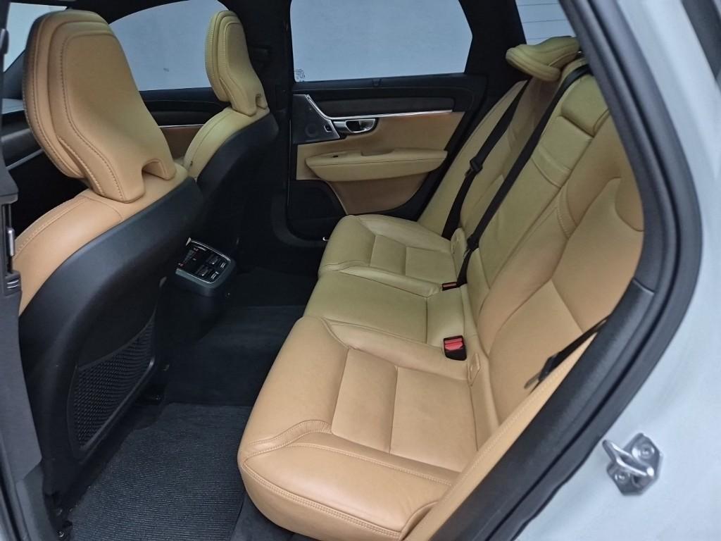Volvo V90 - Vista 12