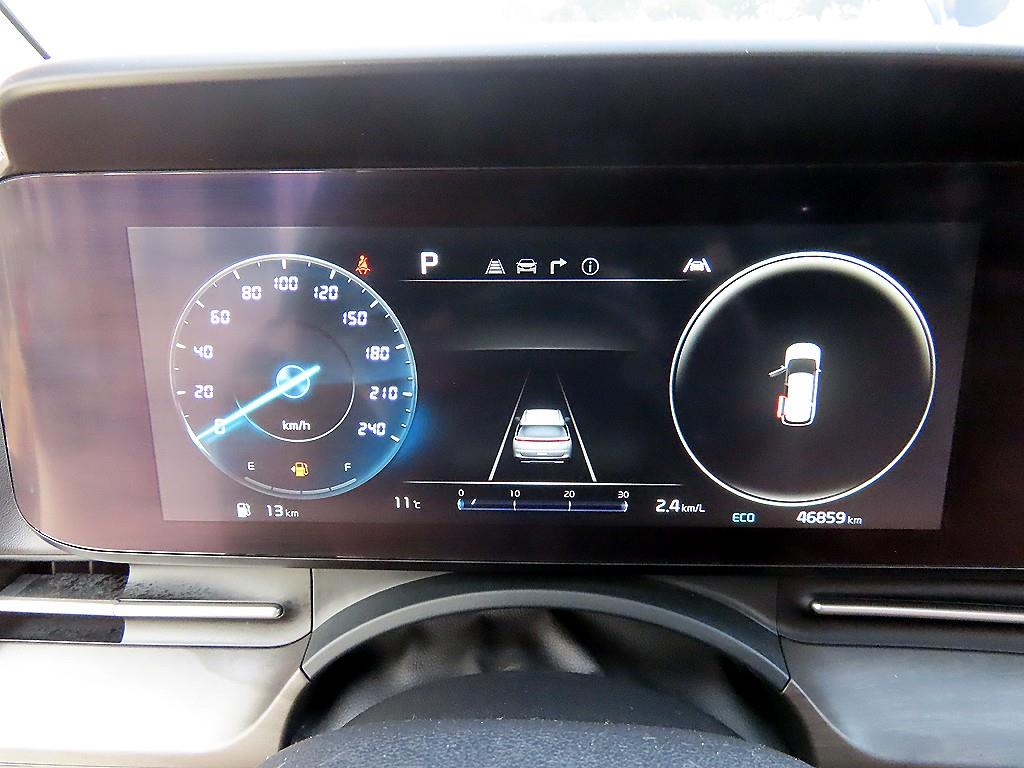 KIA Carnival - Vista 9