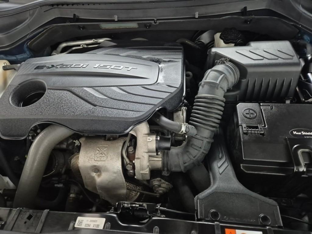 Ssangyong Tivoli - Vista 5