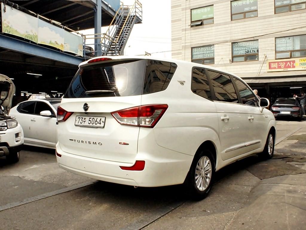 Ssangyong Korando - Vista 7