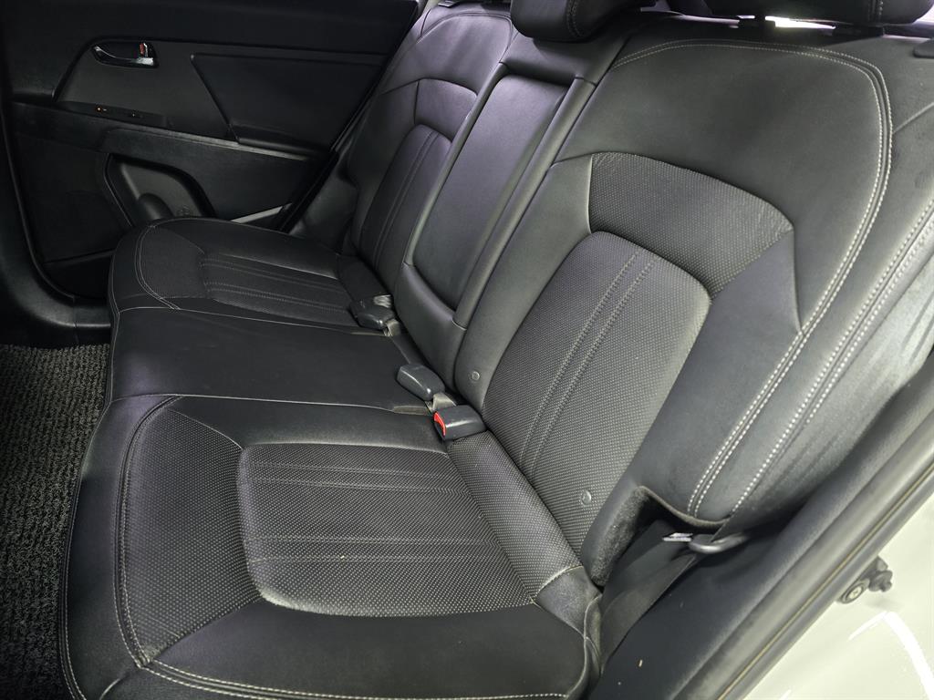 KIA Sportage - Vista 6