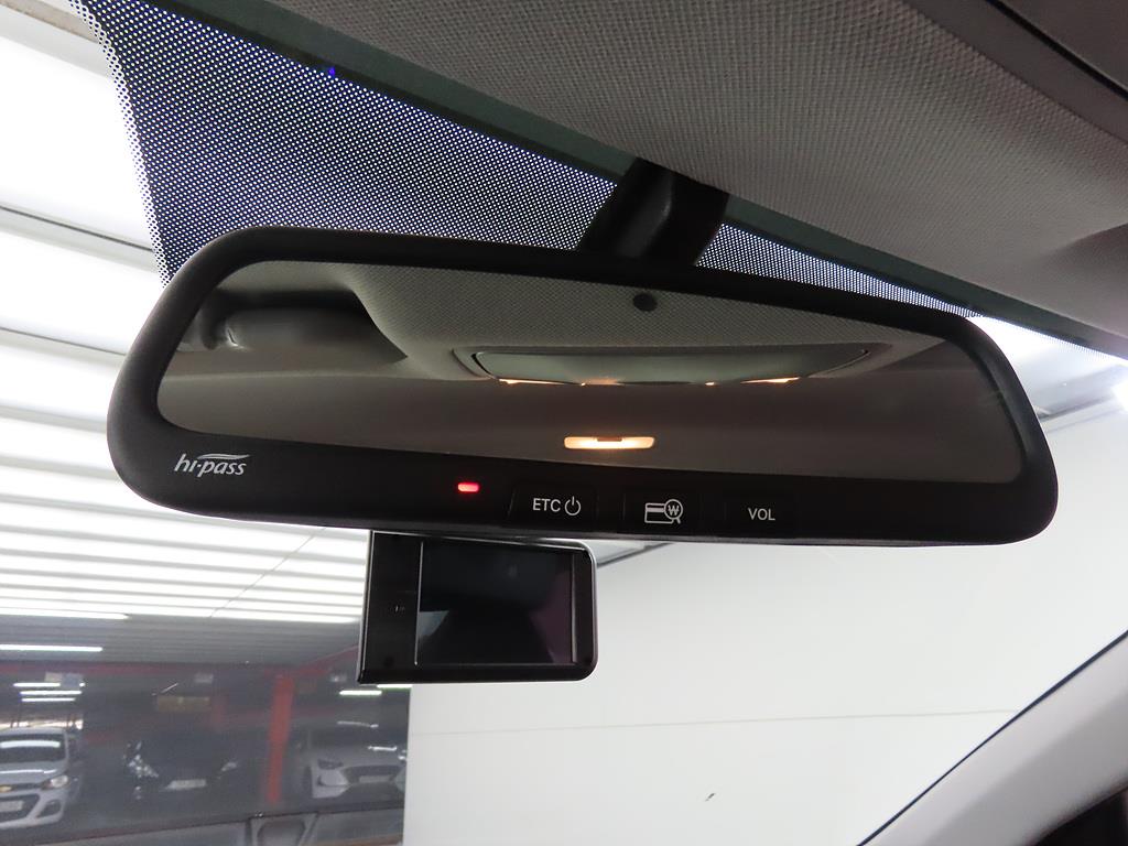 HYUNDAI Avante 2018 Blanco - Importación desde Corea - HF Imports Iquique - Foto 14