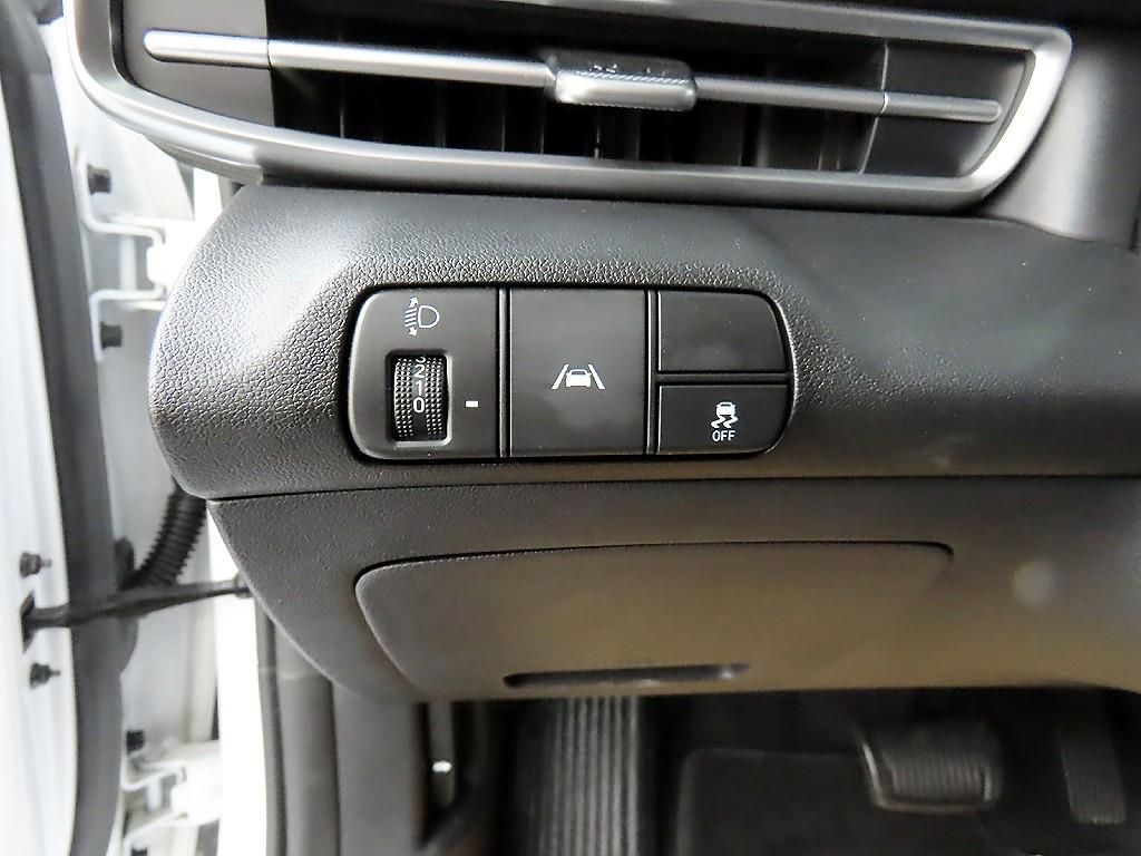 HYUNDAI Avante 2023 Blanco - Importación desde Corea - HF Imports Iquique - Foto 13