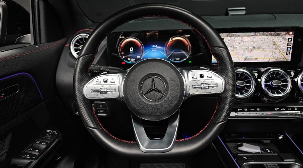 Mercedes Benz EQA 2022 Negro - Importación desde Corea - HF Imports Iquique - Foto 13